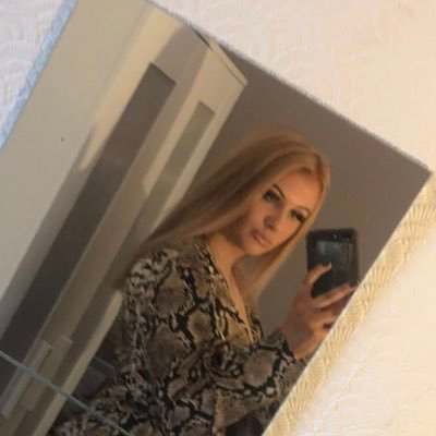 meganmerrx's profile picture. 