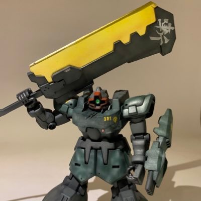 ガンプラを人に見てもらいたくて作りました〜 ジオン好きなので多めになるかもです　素人モデラーですがよろしくお願いします〜(≧∀≦)