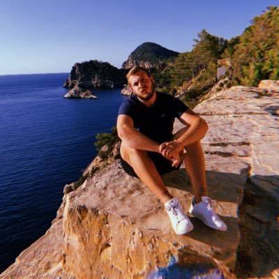RMCF. Que donde no llegue tu calidad, lleguen tus cojones. Haz de tus sueños una realidad (en ello).