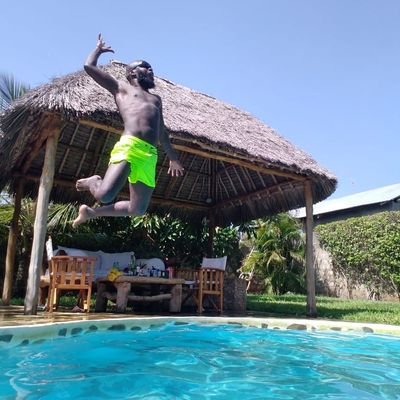 EngOmollo's profile picture. Consultant Mechanical Engineer/ Semiconductor Equipment/ Upstream O&G/ @DukeFuqua MBA/ Business Development Specialist 🇰🇪🇺🇸