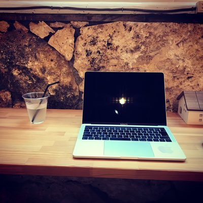 shin827427's profile picture. 淡々とただひたすら淡々と目標に向かって頑張る🥺