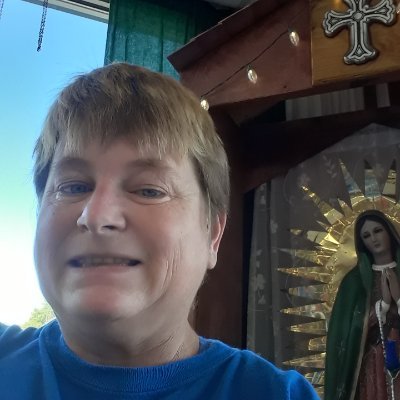 Profile Picture of Monique Poole (@MoniquePoole14) on Twitter