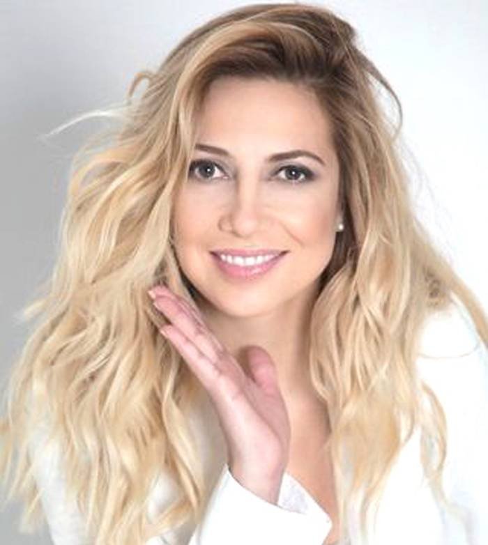 Fabiola1Dama's profile picture. Actriz, Periodista. Tengo un perro instagramer