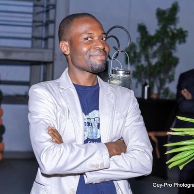Klubwe's profile picture. Savoir-faire et la passion dans la recherche et le développement. Usage d'Excel, PowerBI, Tableau, la Statistique comme des outils d'aide à la prise de décision