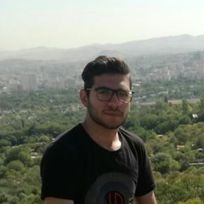 درحال برنامه نویس شدن وبه همراه اون متخصص امنیت ،یجورایی گیگ هم هستم لینوکس رو هم دوست دارم چون اوپن سورسه از کتابا هم خوشم میاد چون راه زندگی رو نشون م