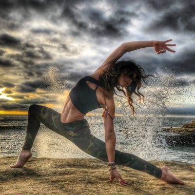 Liz_corwin's profile picture. Creator of Walkabout Yoga + Travel adventure Retreats // wandering // pondering // yogi nomad // Navy Pilot //