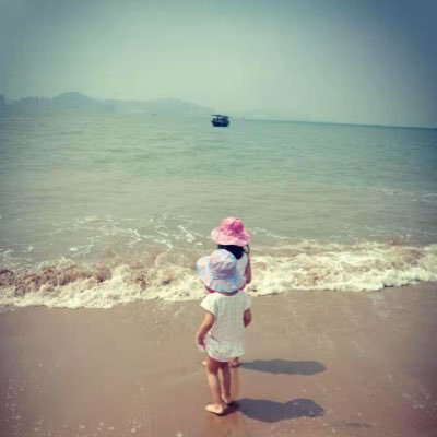 Jlin89368380's profile picture. 温暖我心