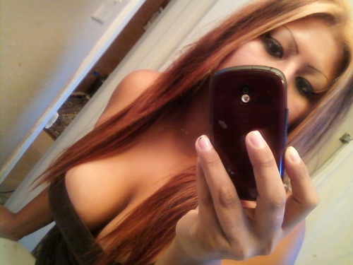 :.iF yuh D0nt Like mE i d0nt qive A Fuck But U Are q0NnA FuckeN RespeCt ME:.