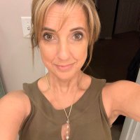 Heidi 🎼🧘‍♀️🧩🔬🗳📚(@HeidiG812) 's Twitter Profile Photo