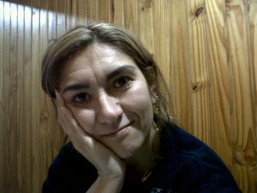 Mujer, Madre , Esposa , Medica de Profesión y de Corazón, pero sobre todas las cosas, ARGENTINA, que no es poco!!!!!!!!!!!