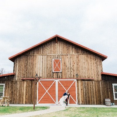 CantonResort's profile picture. An ideal venue for an overnight getaway, a dream wedding weekend, or a fun-filled family vacation just an hour east of Dallas, TX. 💍🏕🗝🍺🍔🐶