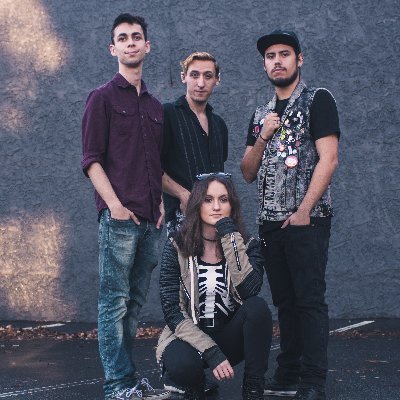 Female Fronted Alt Rock Band made of: @CalloutBex @jakefeld117 @CalloutSabino @CalloutBran Contact: calloutband@gmail.com https://t.co/zPMvo0oVlY