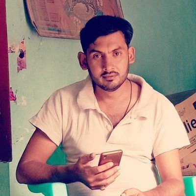 GHAZANFAR0000's profile picture. 