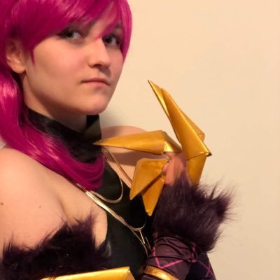 Natscosplays's profile picture. 🎭Cosplayer🎭 🎮Gamer🎮 ⚡️I feel it in my jellies⚡️ 🌹Gerid Allan- Plastics EP now streaming on every service!🌹