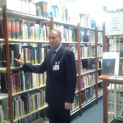 أستاذ القانون العام الدستوري المساعد، بجامعة اقليم سبأ اليمن، شاعر، وناشط حقوقي، مستشار وزارة حقوق الانسان الجمهورية اليمنية