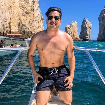 IsraelDuran's profile picture. Dreamer. Singer. I take my coffee with cream.  I read people's minds. Stronger than yesterday! #FreedBritney