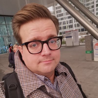 rwiermer's profile picture. @rwiermer@openbiblio.social