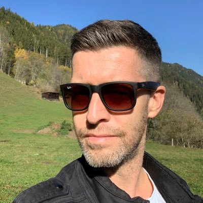 Managing partner @Zensations who loves good food, great UX, accessible content and digital marketing.