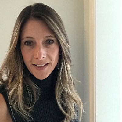 Freelance Writer, Ghostwriter & Author. Runner. Editor of Runner's Life. She/her/hers
#writerscommunity #writingcommunity #amwriting #running #runningcommunity