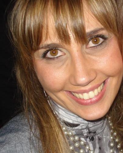 Personal Stylist.
Colunista do Portal Moda Íntima Praia e Fitness.