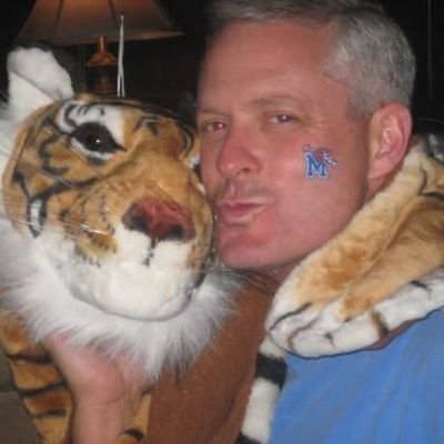 JamesTo85654199's profile picture. 