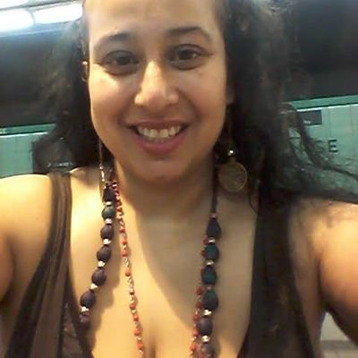 shellysingsblue's profile picture. Learning to ♡ the 🌍, one moment at a time. Holla@TDot❤ nature, fashion, travel, XSports, kindness, compassion, creating, fun 😃~metta~