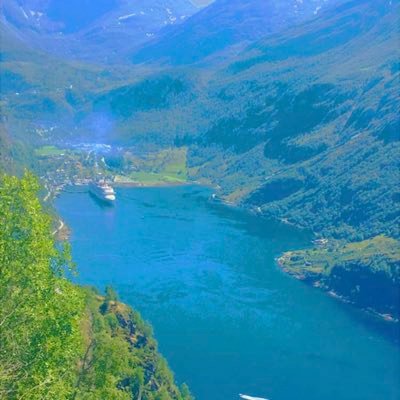 bagaiso's profile picture. مواطن سعودي احب التجوال في عقول الناس