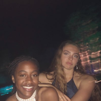 alice_broadbent's profile picture. aspiring poet and obsessive classicist