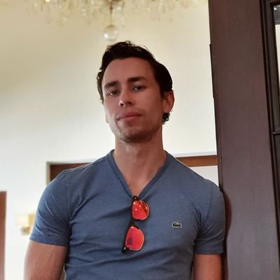 FernandoFM17's profile picture. tan joven y tan viejo