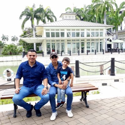 PFSA_27's profile picture. ||Romántico soñador caballero aventurero||