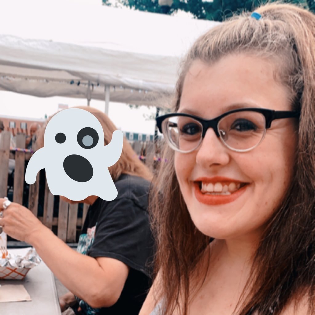 ruth_therese's profile picture. 