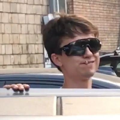 KitKatTheMoon's profile picture. Одинокие двуногие сторукая орда