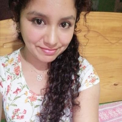 Bióloga, emprendedora. Sigue mi tienda Online en @YaquelinStore