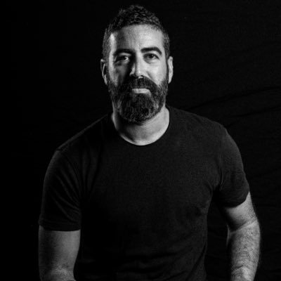 LightBlueDave's profile picture. Co-founder of an Experiential Creative Agency called @LightBlueww Chair of  @Tribe__Global Love my Football & A good Negroni 📍#LA📍#Dubai