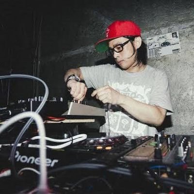 Toru Koda | Hyperdub | #SoundbarMéllon | #ﾊｯﾎﾟｮ | 
 | Producer / Sound Designer / DJ | 
 | https://t.co/2j1VOLr99I | VRC向け: @q330vrc |