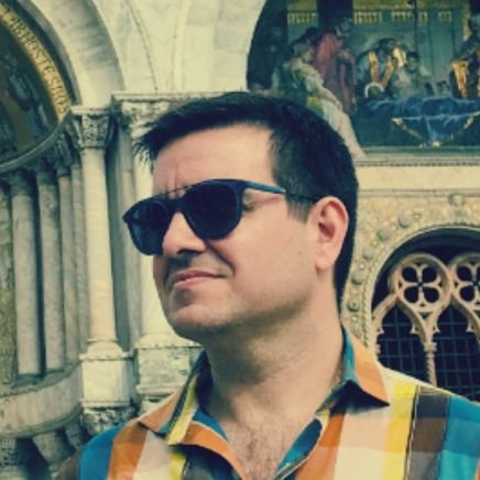maxihlopez's profile picture. Licenciado en Sistemas, CAECE.
Docente universitario. Apasionado por la tecnología y la ciencia.