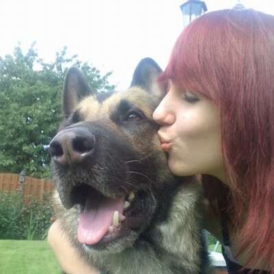 Melanie Kort Melanie de Kort (@MellDestruction) | Twitter Melanie Kort