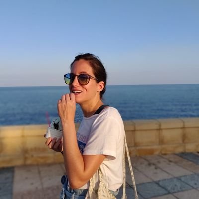 nuskapi's profile picture. Arquitecta 👷🏻‍♀️ | futura Front-End Developer | #Adalaber | #PromociónHamilton | - Nadie es una isla, cada hombre es un pedazo de continente - J. Donne