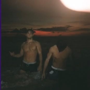 Dolan Twins lover ๐FAN account #lovefromsean RIP we all love you ๐ฅบ๐ @graysondolan๐ฅฐ๐ @ethandolan๐ฅฐ๐ข TUESDAY ๐๐ ๐ง๐ช