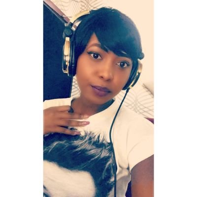 seyi_fabz's profile picture. Media|radio|T.V|Voice Over Artist|
OAP @smash881fm|
Ariesbaby
📩sheyifabz@gmail.com
#OAUalumnus