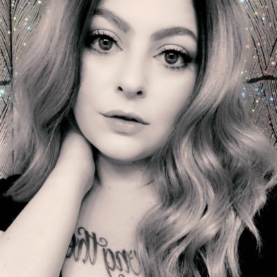 ohitsjessicaaa's profile picture. San Diego Chargers. San Diego Padres. San Jose Sharks. One Among The Fence. 📸 Photography: @NaturalCuriosty