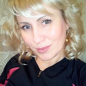 annamariax11's profile picture. femme