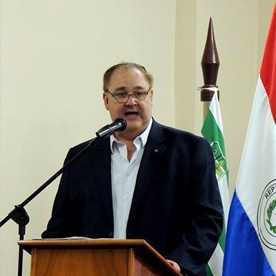Ex-Gobernador del Alto Paraná.

https://t.co/xUIr2fFphE
