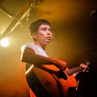 四国・香川の１人ロックバンドごっこ/Flower Children Party(高知)の歌手兼ギタリスト。ライブのチケット取り置き予約や、各種ご連絡はTwitterのDM/リプライまたはitabashisuekkonokai@gmail.com  へのメールにてお願いします。各種サブスク↓