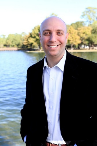 RNutinsky's profile picture. I am just your typical young guy that loves #sports! Big #Phillies and #Eagles fan!