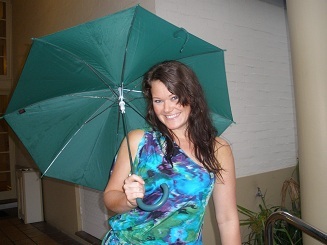 monique01's profile picture. Enjoys writing, creating art, playing/training for sport, yoga.  Marketing Manager for Flight Centre