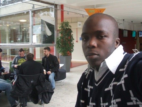 Architect/ Construction Project Engineer, Die-hard arsenal Fan, Loves music.. Married