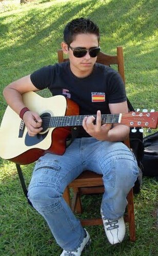 Richardmusico's profile picture. pergunta ae 
http://t.co/G2fvpusuig