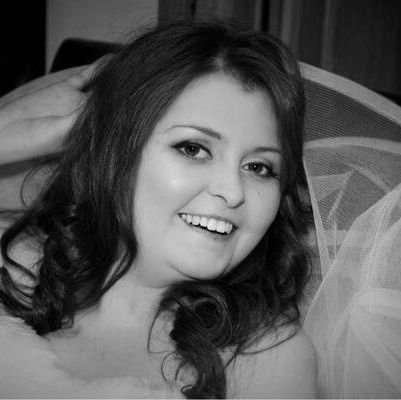 Beautiful daughter Laura 31 died Colorectal Cancer Laura's blog https://t.co/gSDWbjX1kp  Assessor @JAG_Endoscopy Lecturer No DM