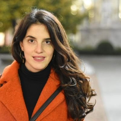 🎵 Mi occupo di musica: faccio da tramite tra chi la fa e chi l'ascolta.
🏘 Mi occupo di Sarmato, il mio posto del cuore, di cui sono Sindaco.